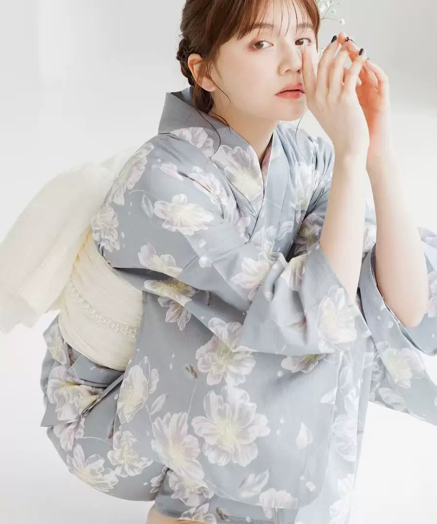 Women Formal Wear Photoshoot - 여성용 일본 전통 유카타 기모노, 100%